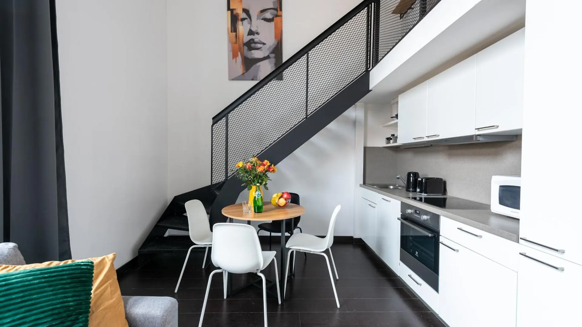 Loft Spacious Apartments In Prague