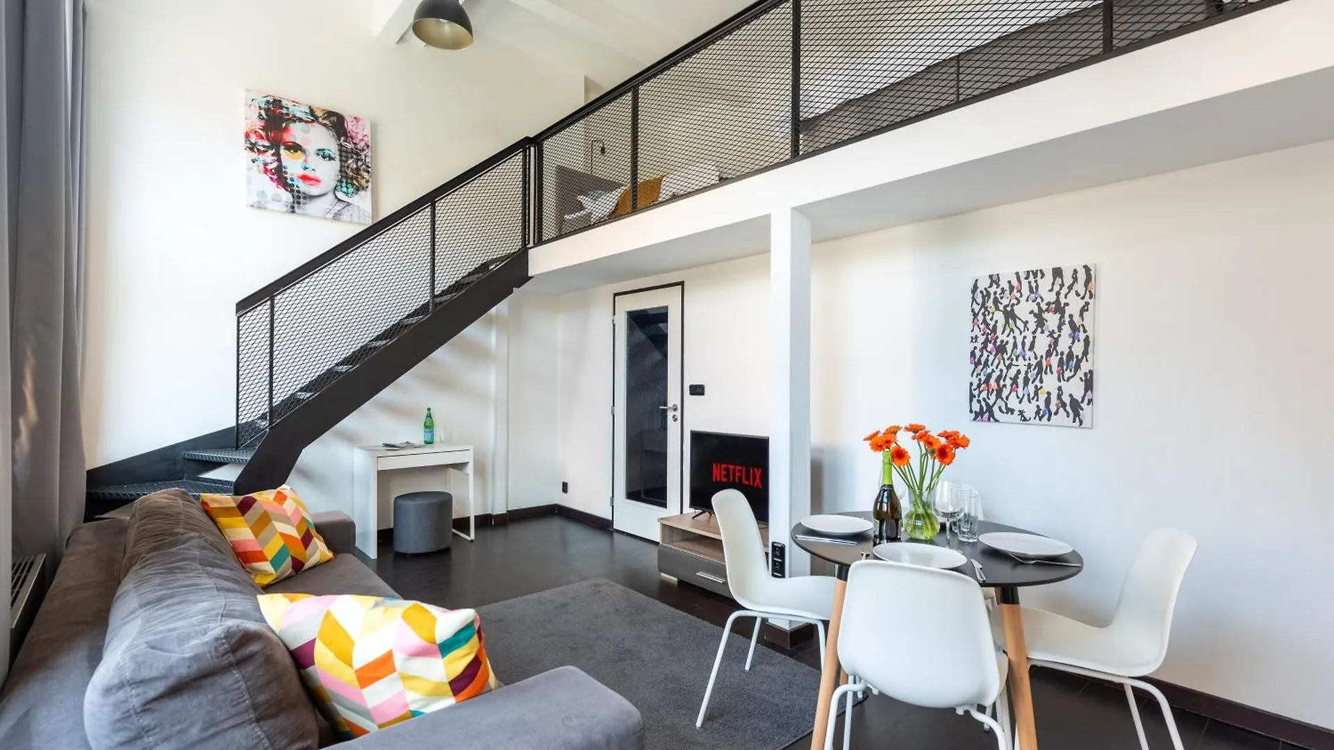 Loft Spacious Apartments In Prague