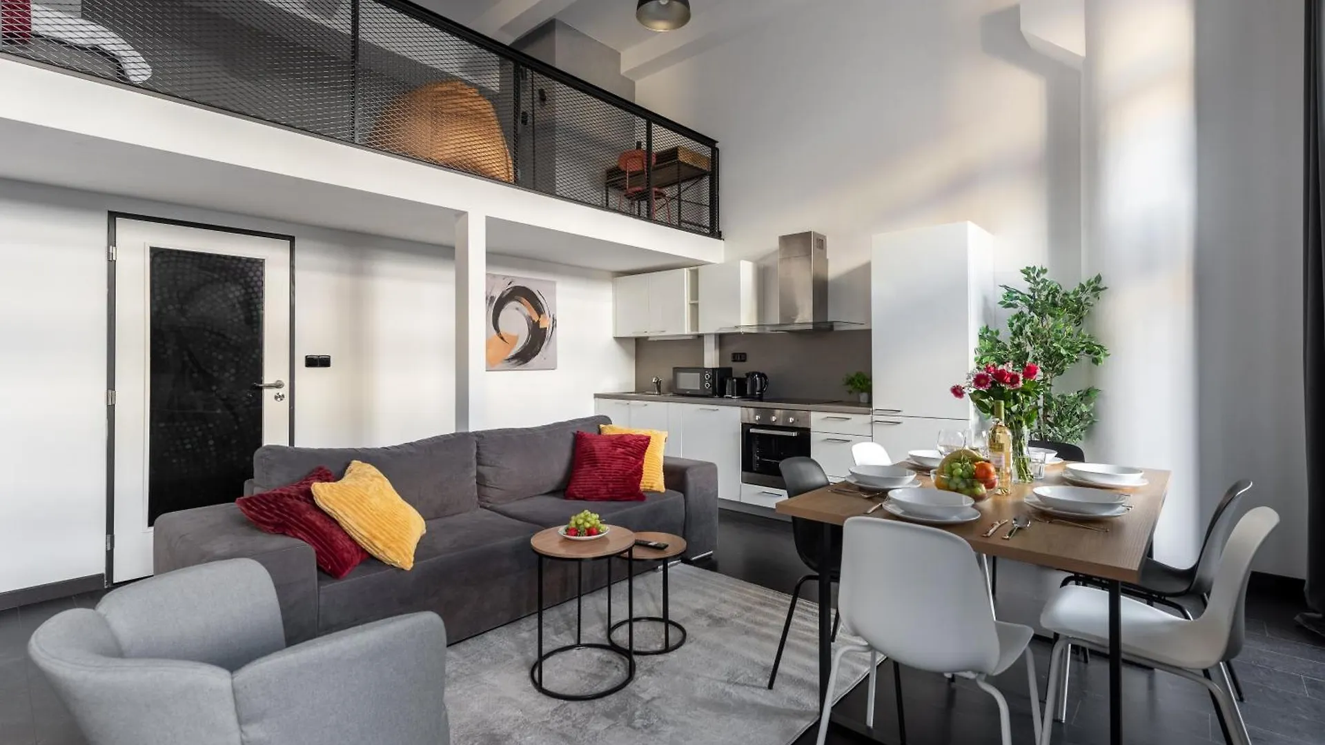 Loft Spacious Apartments In Prague