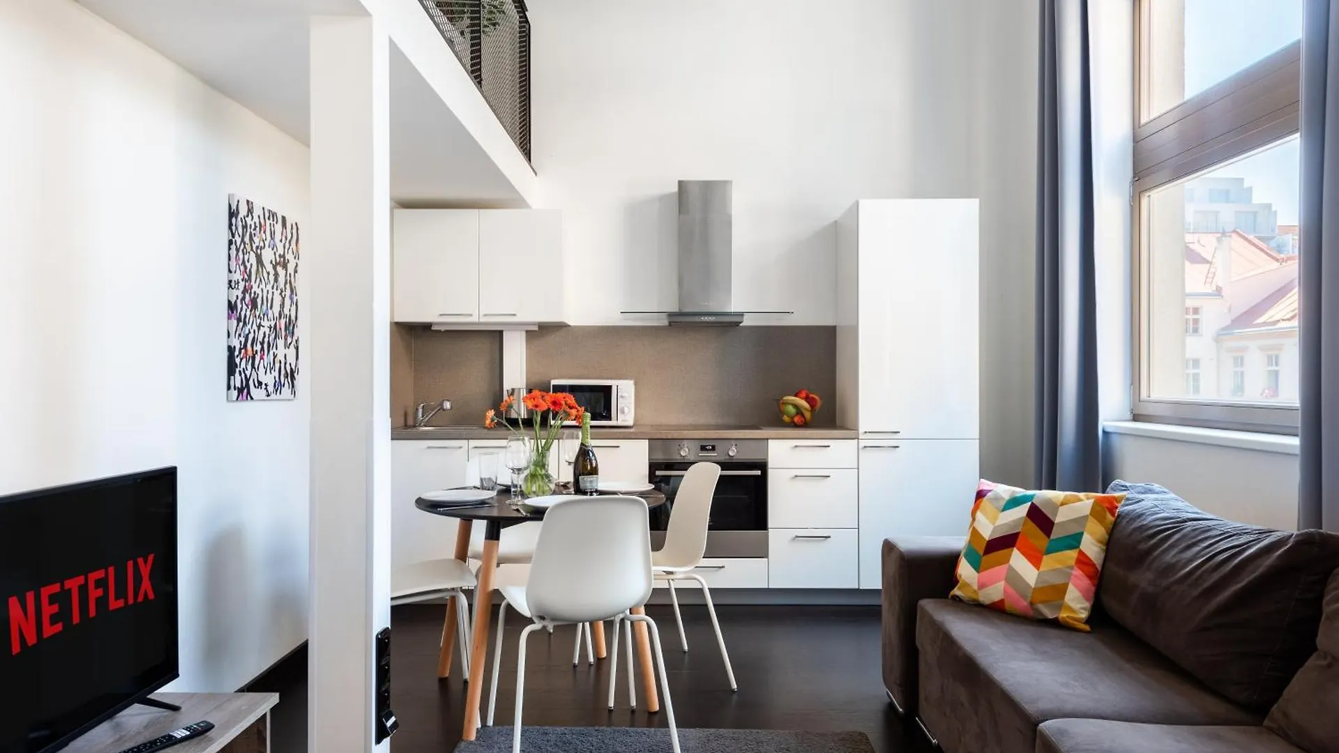 Loft Spacious Apartments In براغ