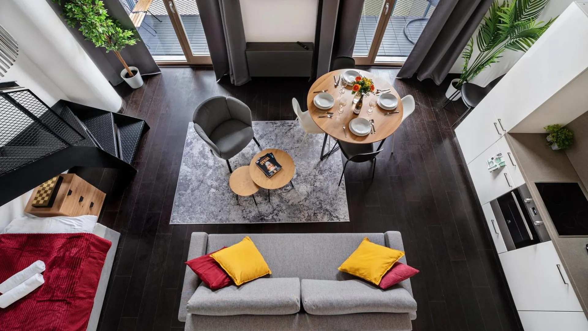 Loft Spacious Apartments In براغ